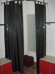 Оборудование для магазина одежды