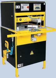 Продаю  б/у  2 станка  для изготовления констр.из ПВХ