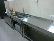 Нейтральное оборудование для кухни кафе,  баров ,  ресторанов