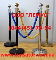 Мобильные ограждения с канатами, стойки ограждения с канатом.